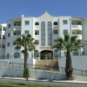 https://vau-sea-view-t2-apartment-600-meters-from-beachideal.hotelaalgarve.com
